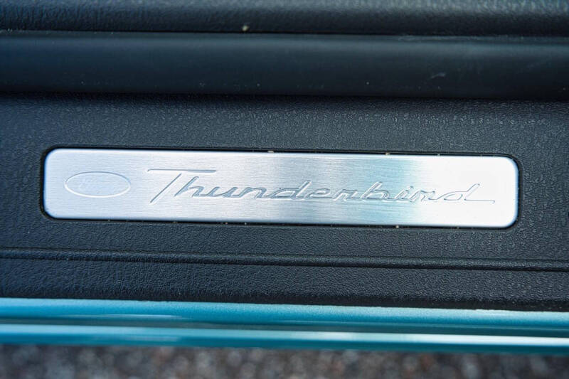 2002 Ford Thunderbird Deluxe