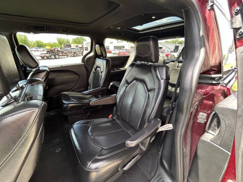 2018 Chrysler Pacifica Touring L Plus