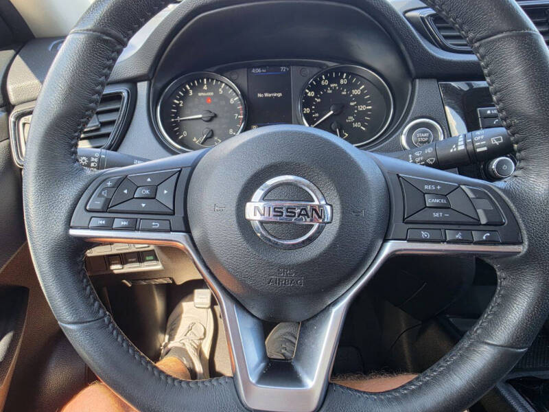 2018 Nissan Rogue SV