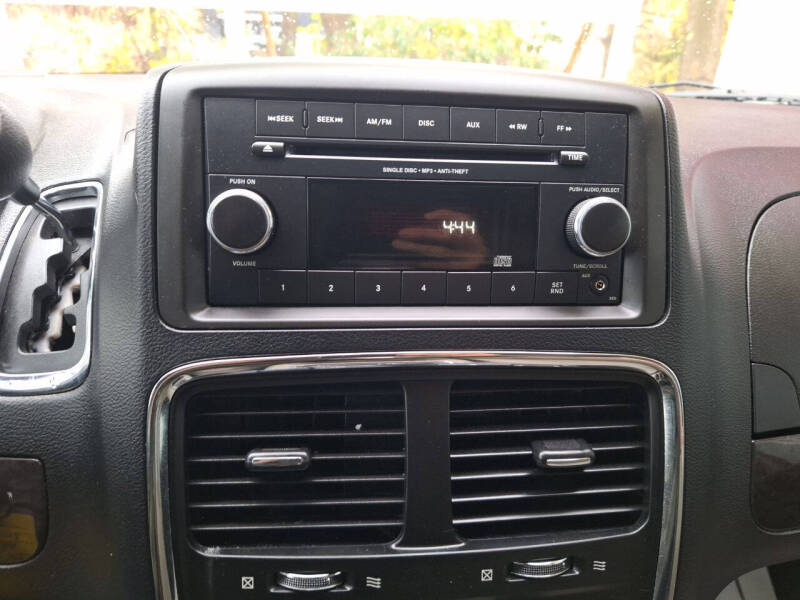 2015 Dodge Grand Caravan SXT Plus