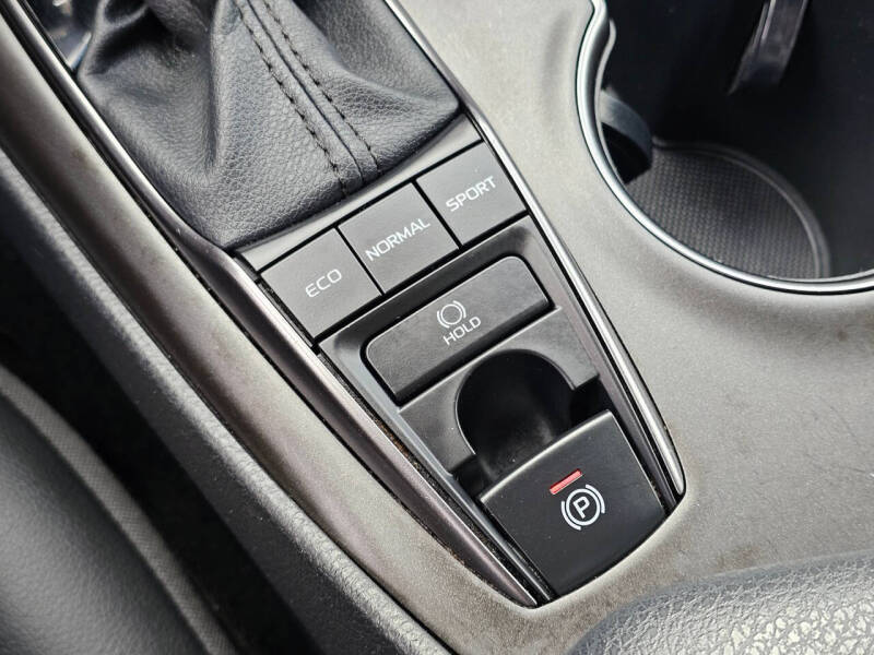 2022 Toyota Camry SE Nightshade