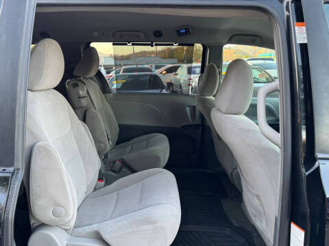 2017 Toyota Sienna