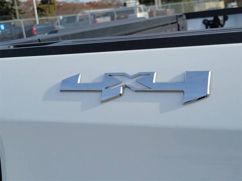 2023 GMC Sierra 1500 Elevation Standard