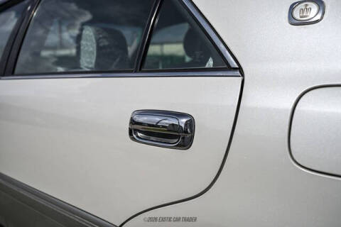 2000 Toyota Crown