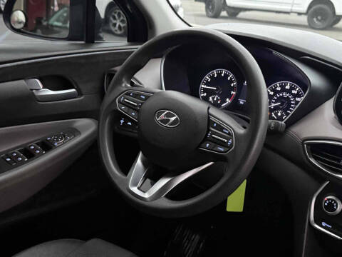 2020 Hyundai Santa Fe SE