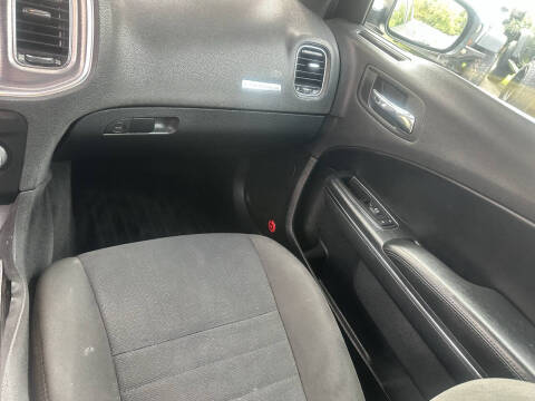 2014 Dodge Charger SXT