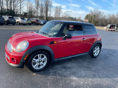 2013 MINI Hardtop for sale at IH Auto Sales in Jacksonville NC