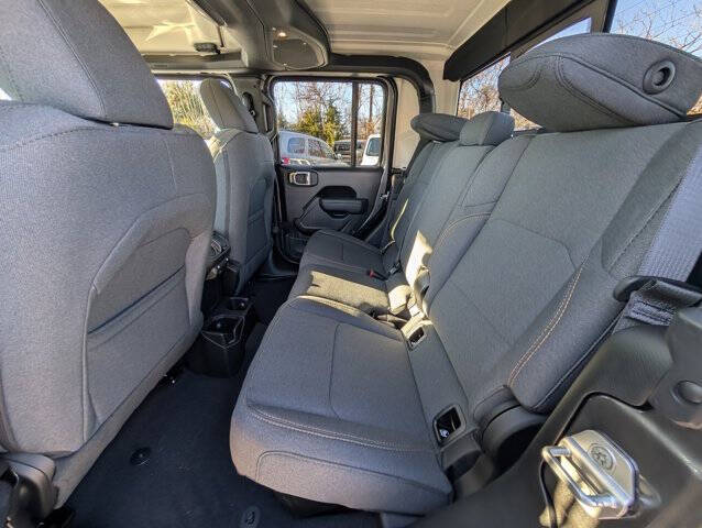 2026 Jeep Gladiator Willys