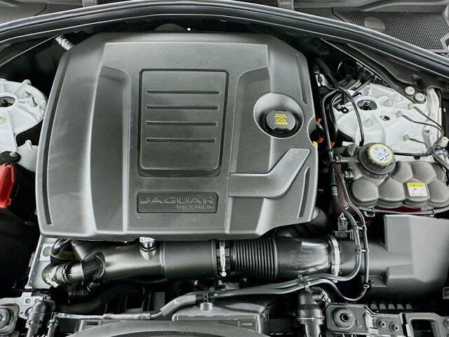 2024 Jaguar F-PACE P250 R-Dynamic S