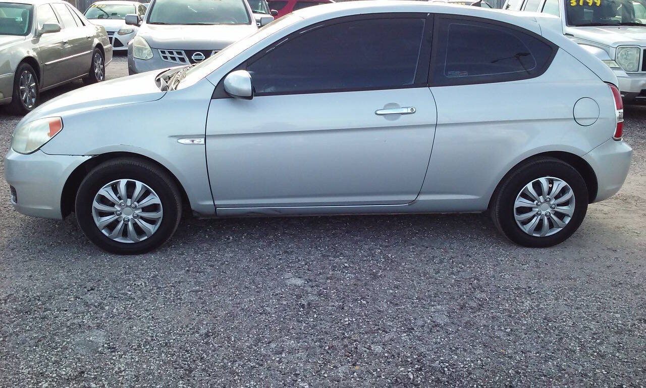 Silver 2010 Hyundai ACCENT GS GS 2dr Hatchback 2