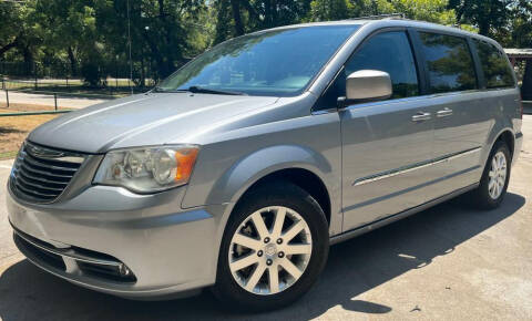 2014 Chrysler Town and Country for sale at DFW Auto Leader in Lake Worth TX