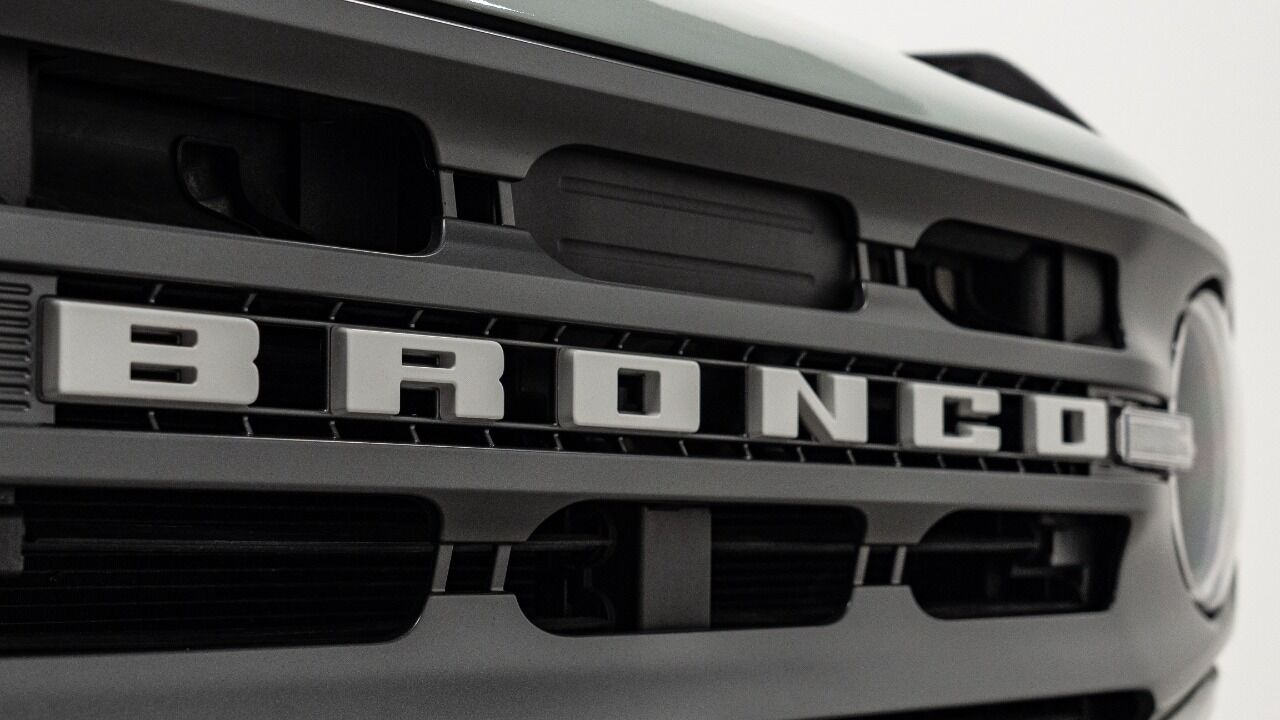 2022 FORD Bronco SUV / Crossover - $59,999