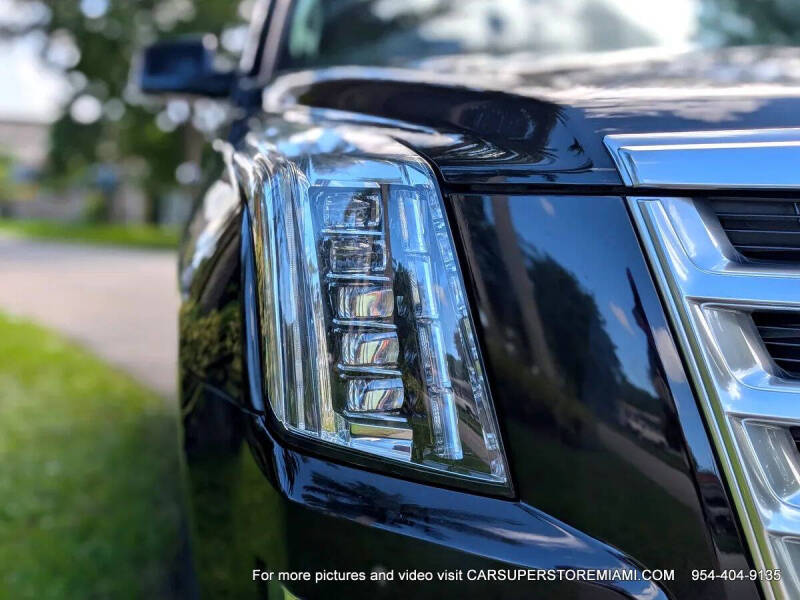 2015 Cadillac Escalade Luxury