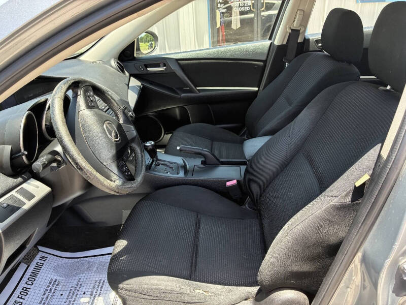 2013 Mazda MAZDA3 i Touring