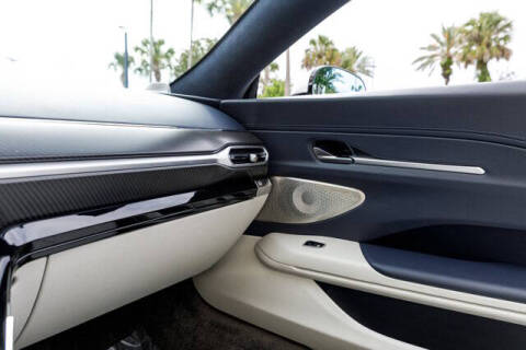 2026 Aston Martin Vantage Roadster