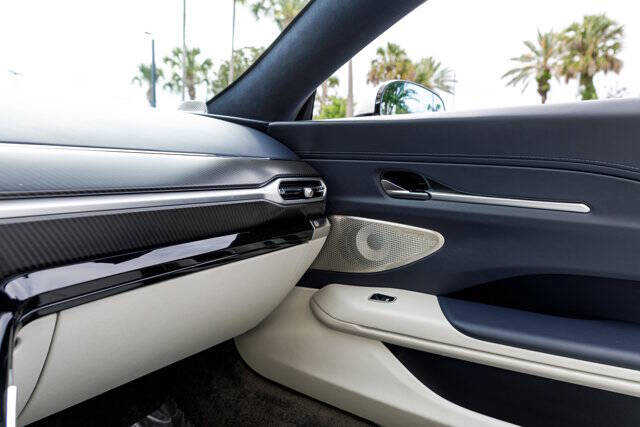 2026 Aston Martin Vantage Roadster