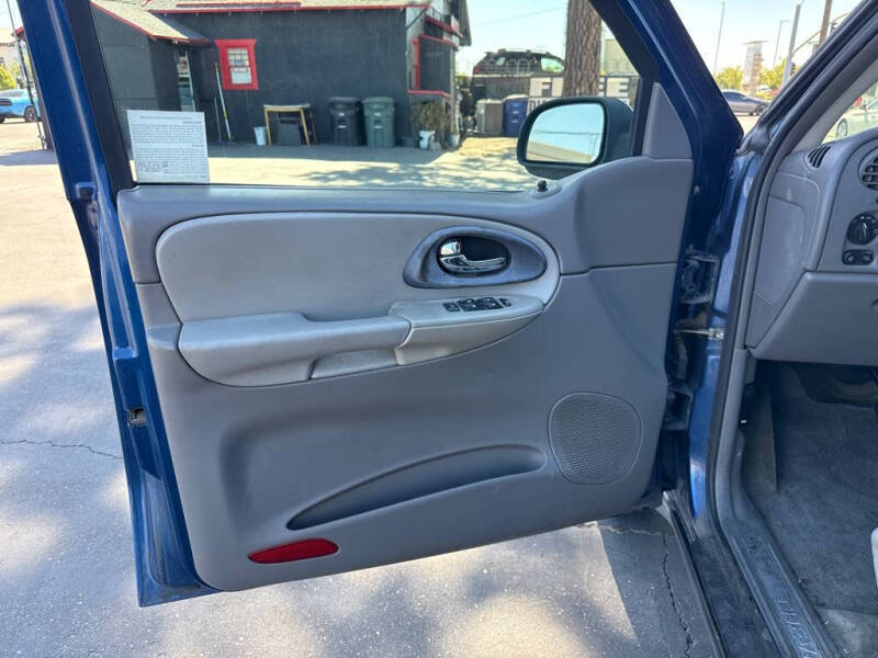 2005 Chevrolet TrailBlazer LS