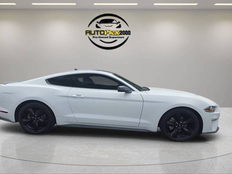 2021 Ford Mustang EcoBoost