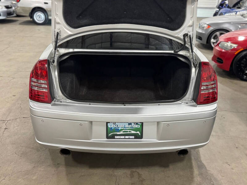 2006 Chrysler 300 SRT-8