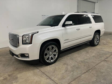 2016 GMC Yukon XL for sale at Daniel Used Auto Sales in Dallas GA