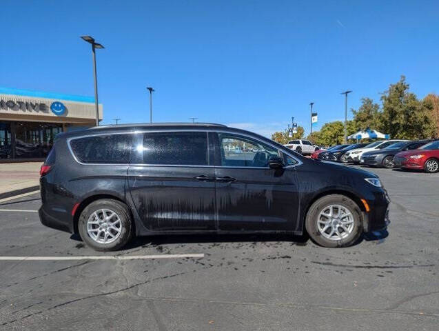 2022 Chrysler Pacifica for sale at Axio Auto Boise in Boise, ID