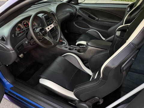 2004 Ford Mustang Mach 1 Premium