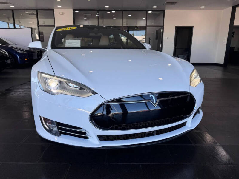 2016 Tesla Model S