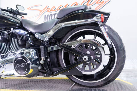 2015 Harley-Davidson Breakout