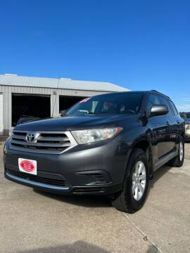 2012 Toyota Highlander for sale at UNITED AUTO INC in South Sioux City NE