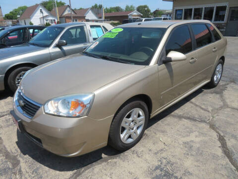 2007 Chevrolet Malibu Maxx for sale at Bells Auto Sales in Hammond IN