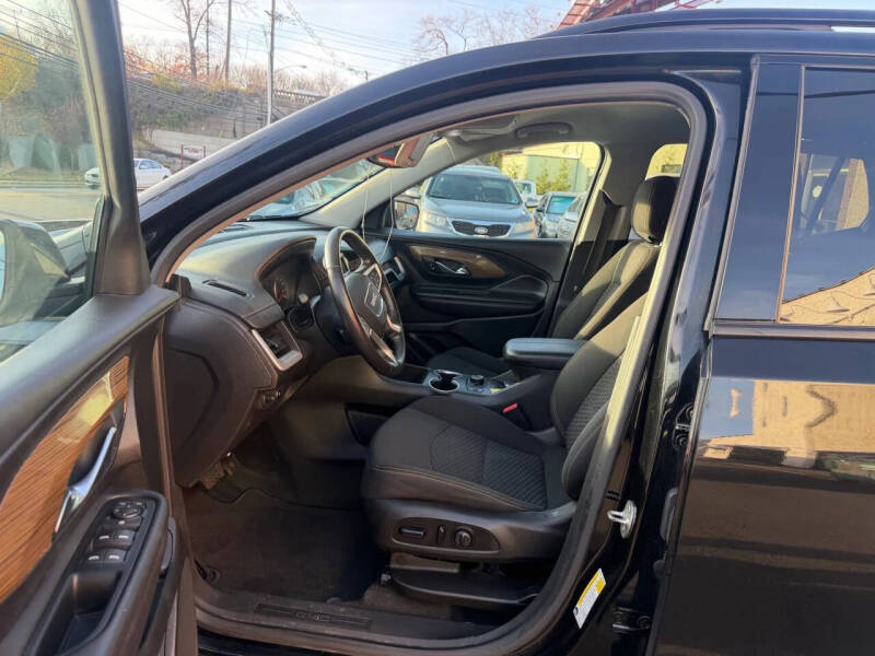 2021 GMC Terrain SLE