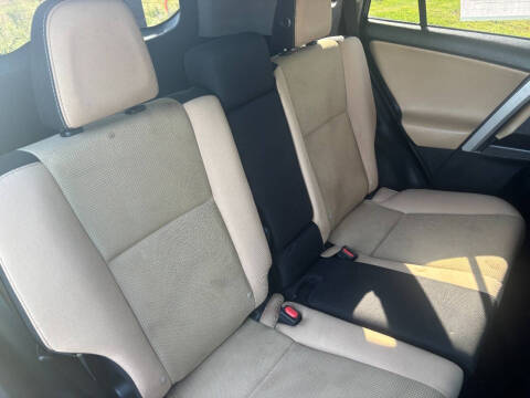 2017 Toyota RAV4 XLE