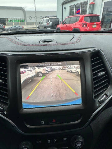 2019 Jeep Cherokee Trailhawk