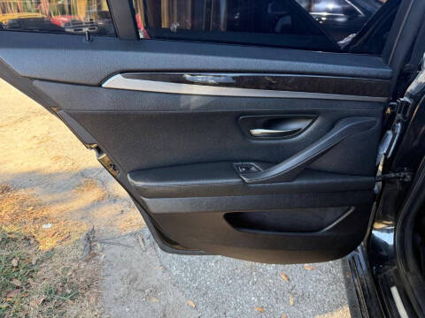 2016 BMW 5 Series 528i