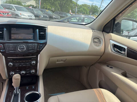 2013 Nissan Pathfinder SL
