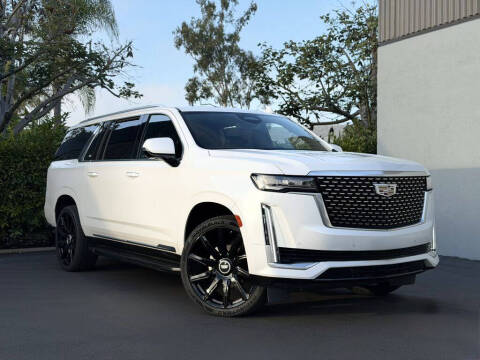 2022 Cadillac Escalade ESV Luxury