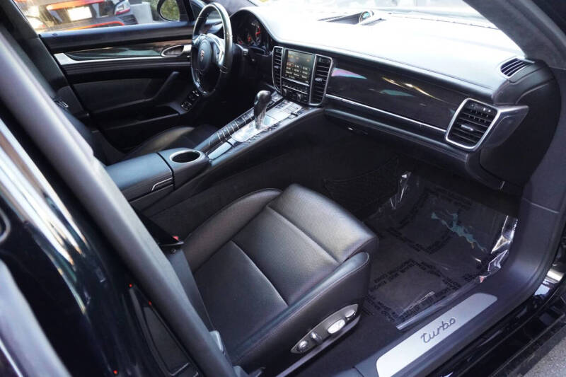 2014 Porsche Panamera Turbo Executive