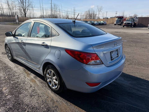 2013 Hyundai Accent GLS