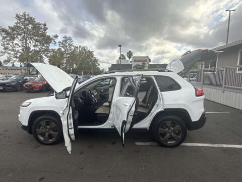 2017 Jeep Cherokee 75th Anniversary