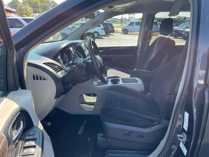 2011 Dodge Grand Caravan Crew