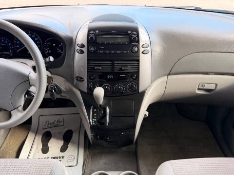 2006 Toyota Sienna