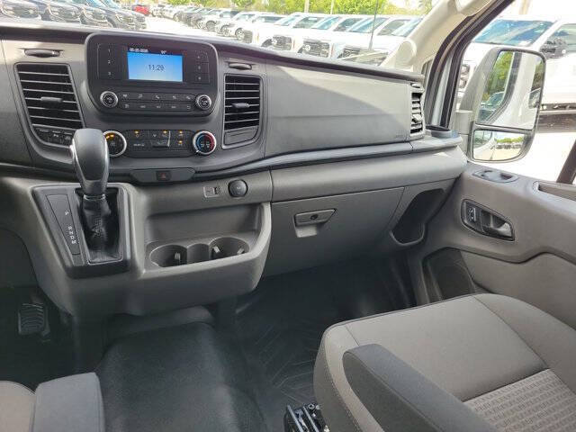 2025 Ford Transit