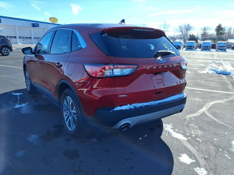 2022 Ford Escape SEL