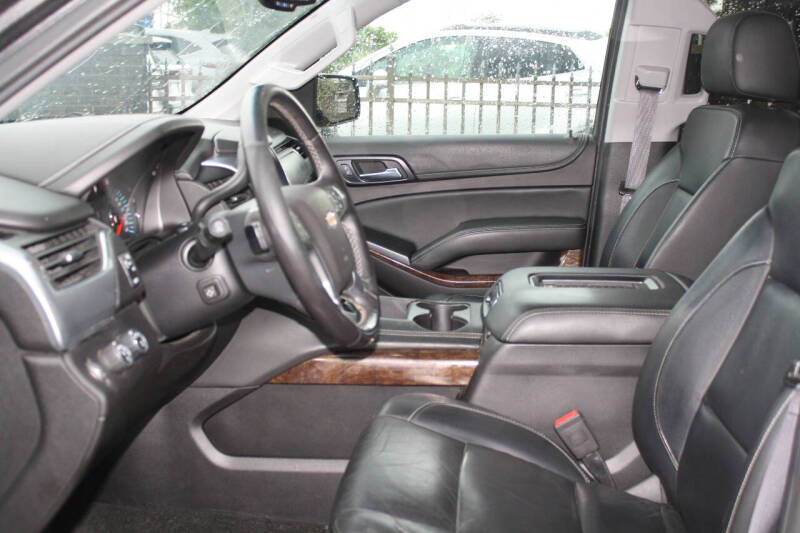 2017 Chevrolet Suburban LT