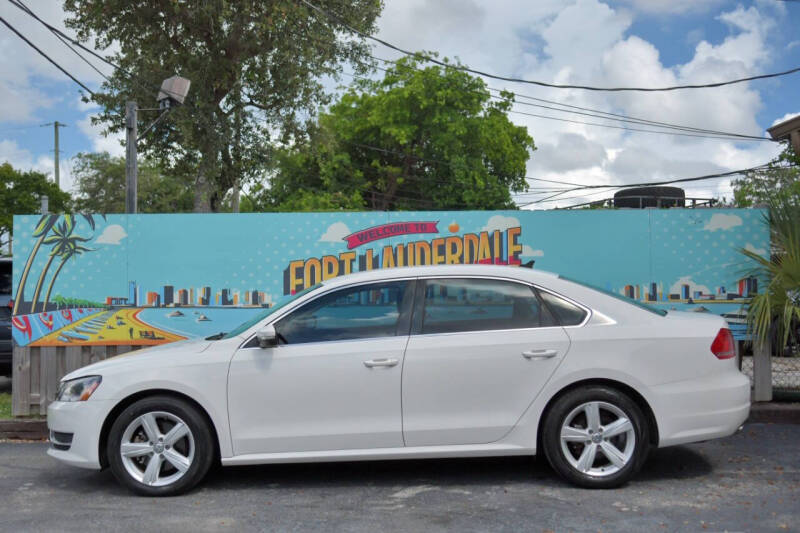 2014 Volkswagen Passat 1.8T SE