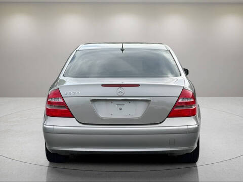 2003 Mercedes-Benz E-Class E 320