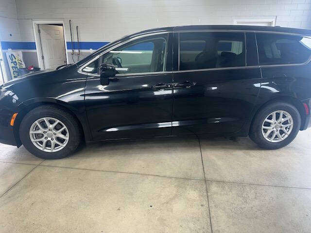 2017 Chrysler Pacifica LX
