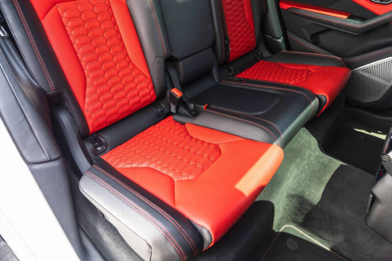 2020 Lamborghini Urus