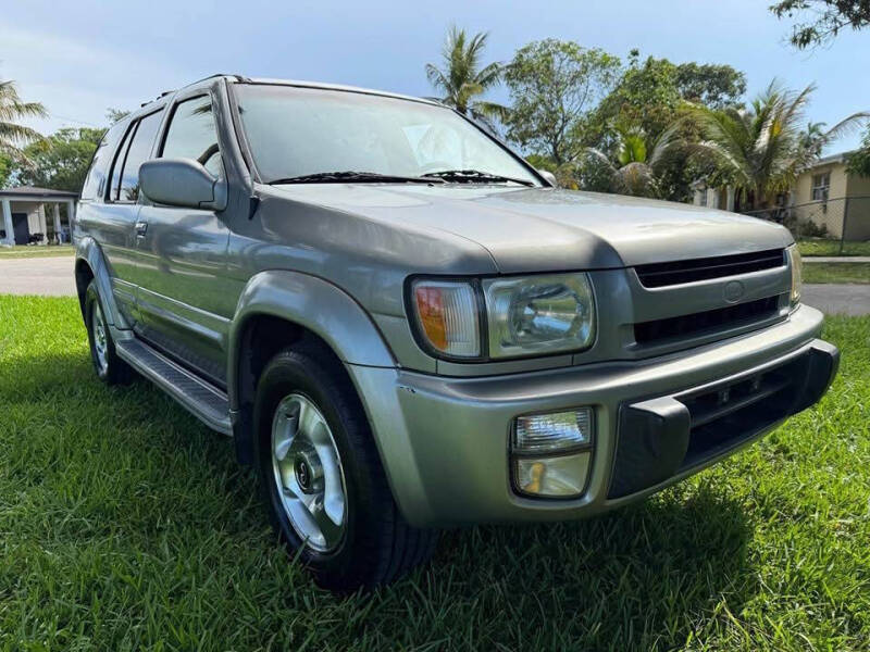 2000 Infiniti QX4