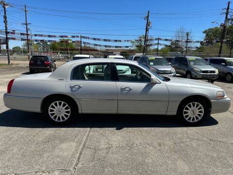 2006 Lincoln Town Car for sale at Ponce Imports in Baton Rouge LA